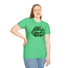 Load image into Gallery viewer, Irish Kiss